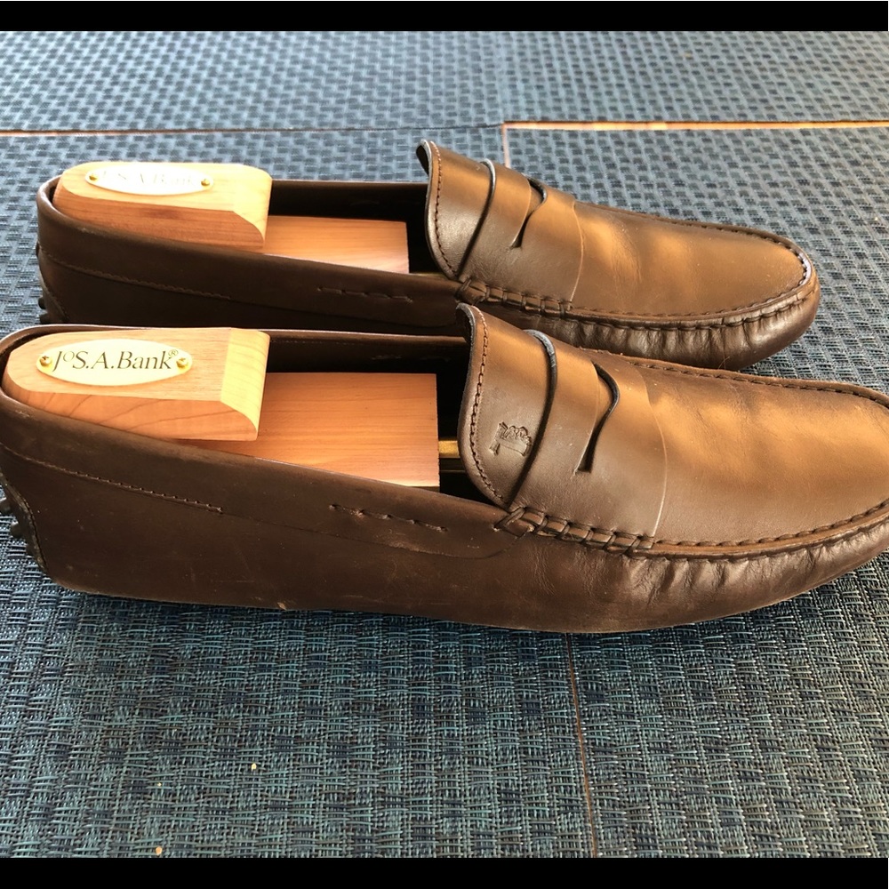 Tod’s Mens Gommino Brown Loafers